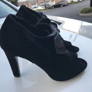 Woman shoes by Kelly & Katie